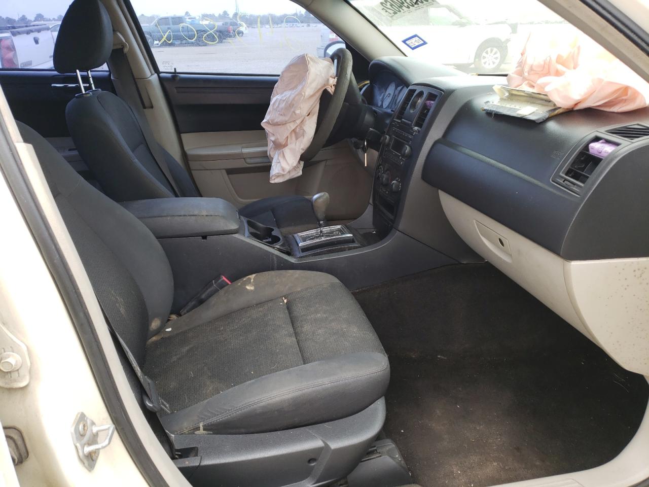 Photo 5 from auction – 2007 CHRYSLER 300 with VIN 2C3KA43R37H673690