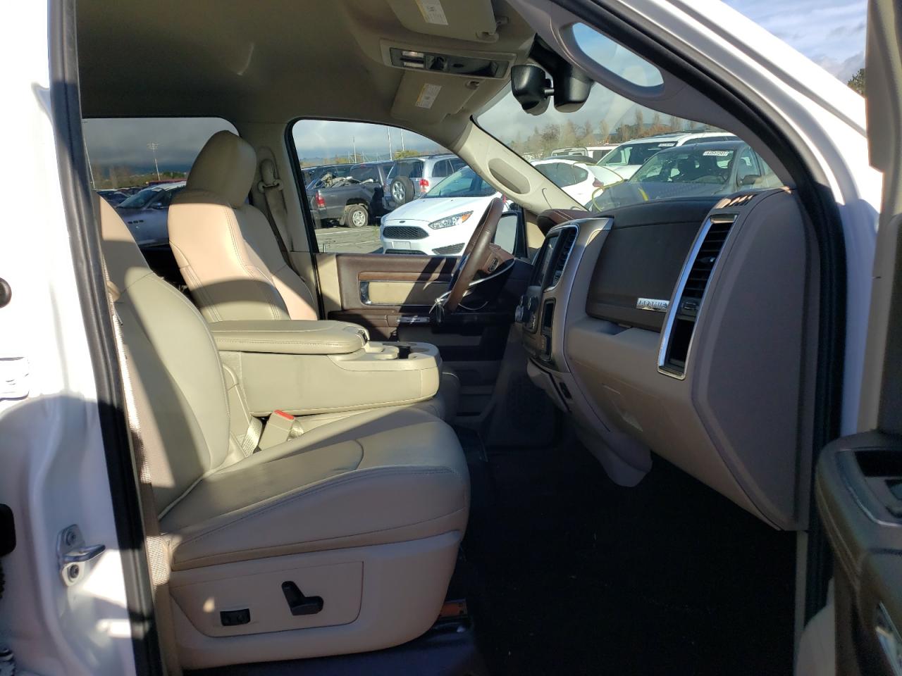 Photo 5 from auction – 2017 RAM 1500 LARAM with VIN 1C6RR7NT8HS668337