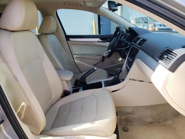 Photo 5 from auction – 2012 VOLKSWAGEN PASSAT SE with VIN 1VWBH7A32CC029549
