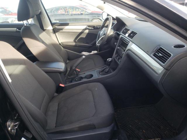 Photo 5 from auction – 2013 VOLKSWAGEN PASSAT S with VIN 1VWAP7A39DC078571