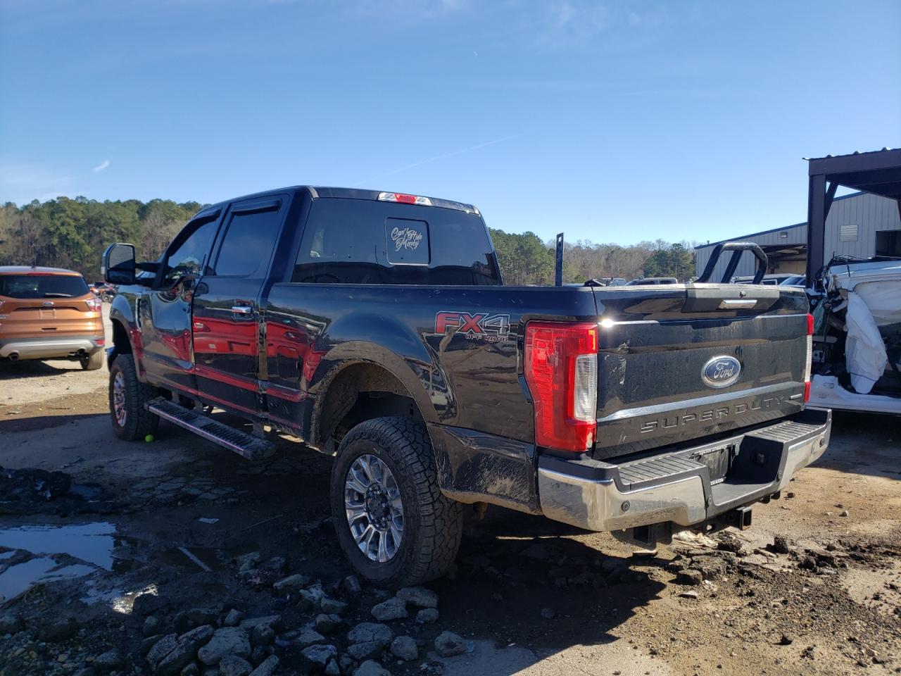Photo 3 from auction – 2017 FORD F250 SUPER with VIN 1FT7W2B68HEE12384