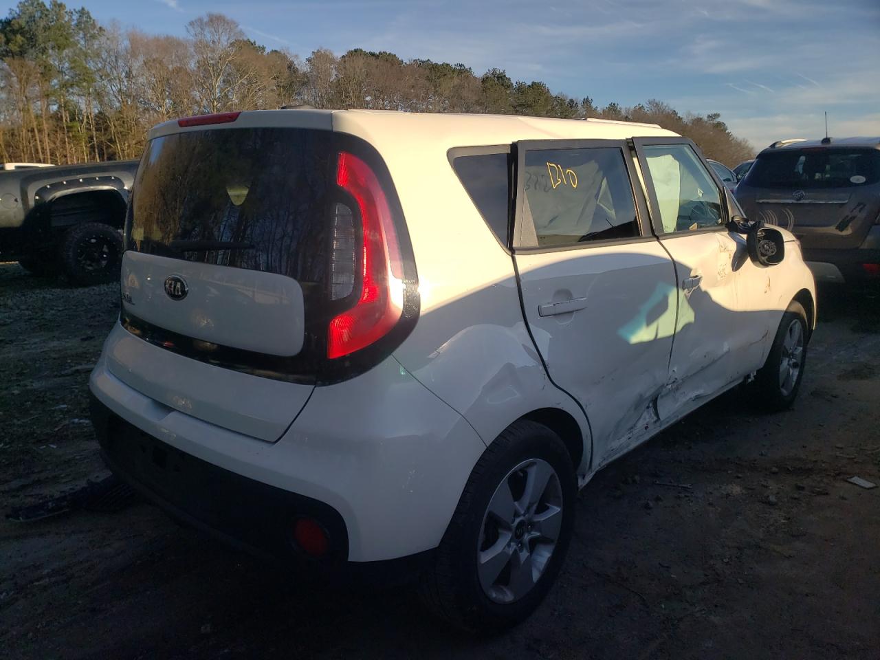 Photo 4 from auction – 2018 KIA SOUL with VIN KNDJN2A29J7908036