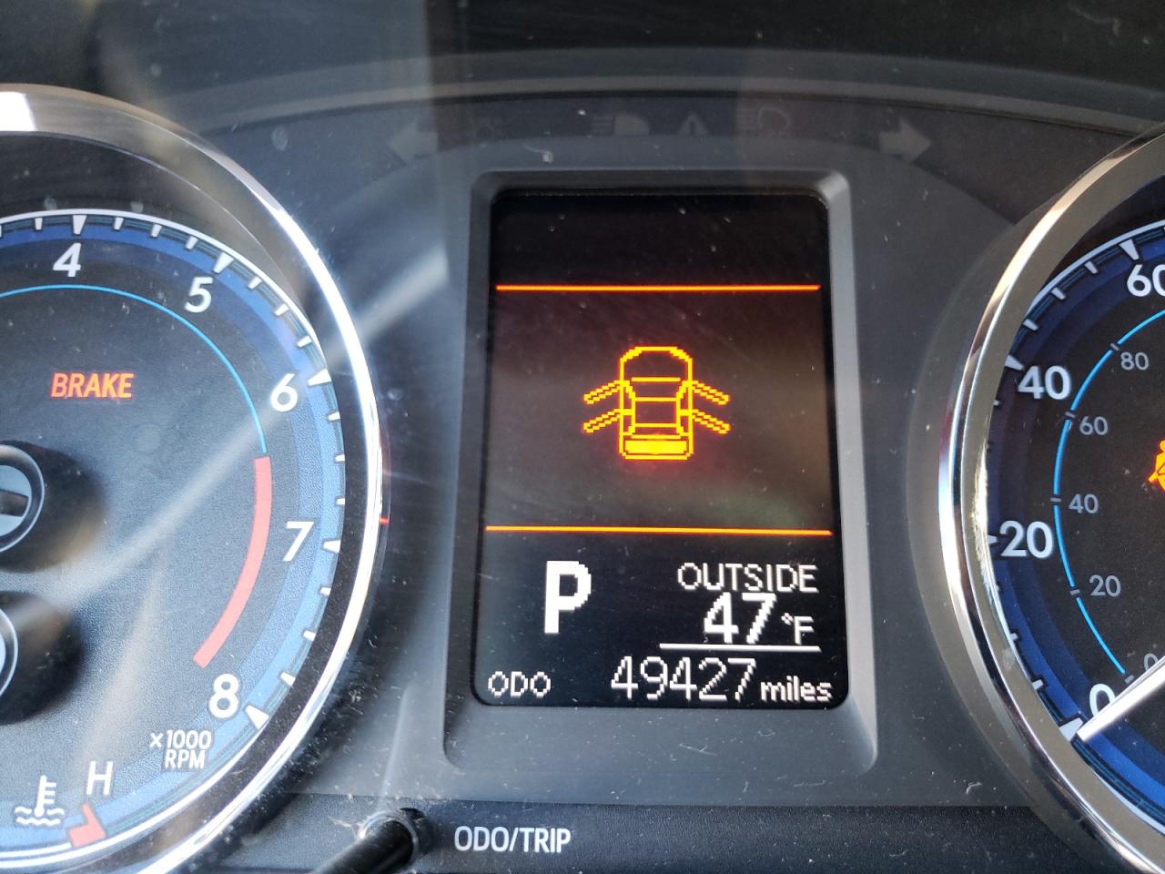 Photo 8 from auction – 2018 TOYOTA COROLLA L with VIN 5YFBURHE7JP832041