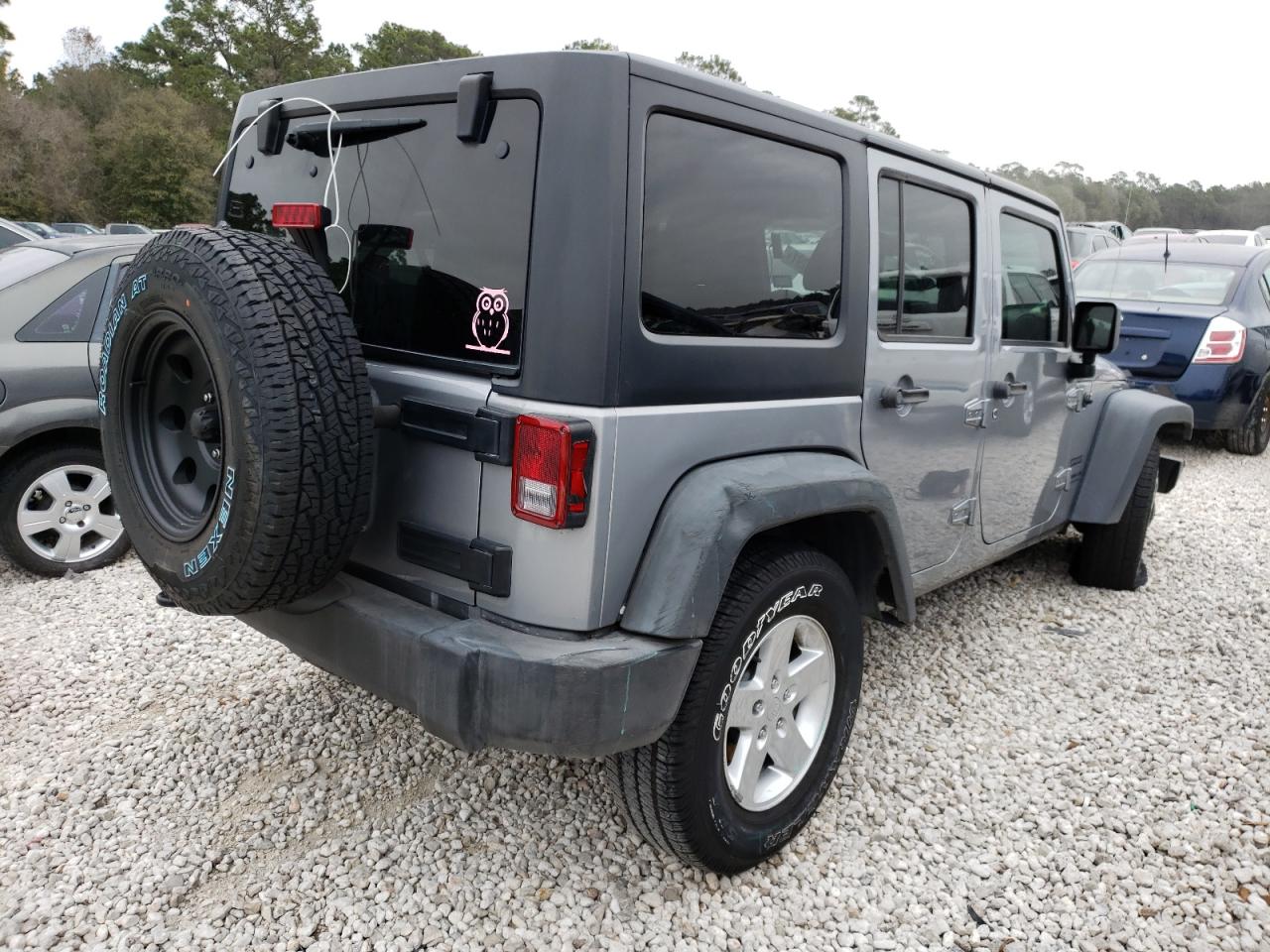 Photo 4 from auction – 2016 JEEP WRANGLER U with VIN 1C4BJWDG3GL242029