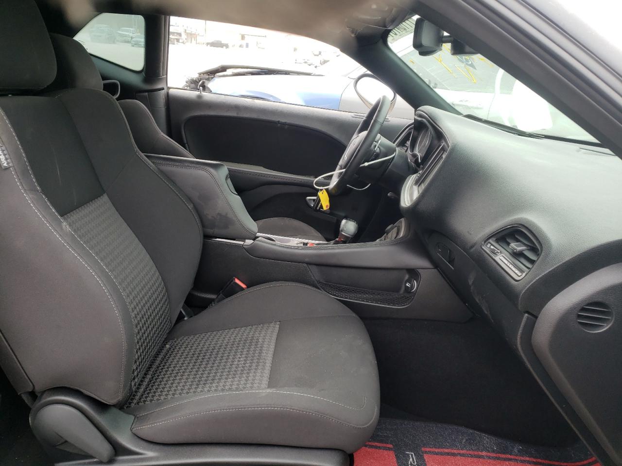 Photo 5 from auction – 2019 DODGE CHALLENGER with VIN 2C3CDZBT9KH629188