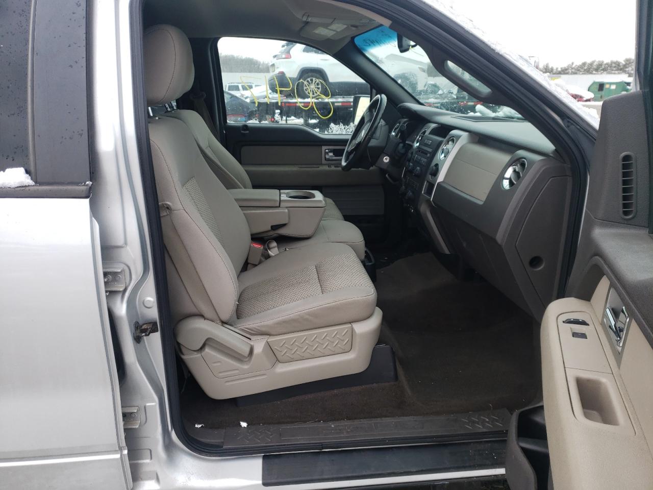Photo 5 from auction – 2010 FORD F150 SUPER with VIN 1FTFW1EV7AFD02791