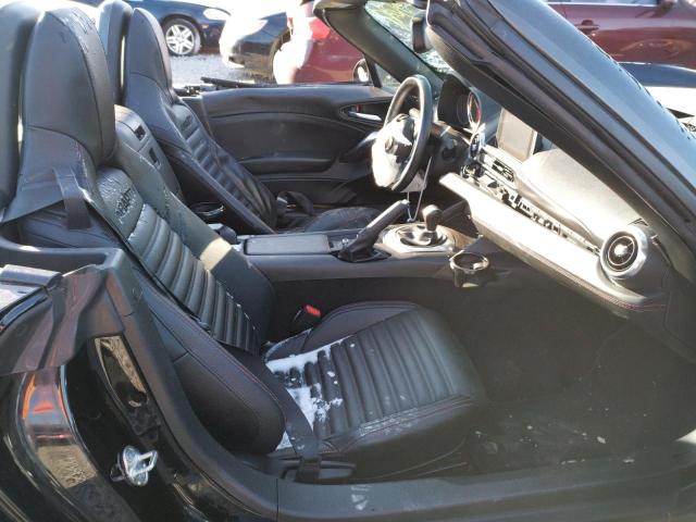 Photo 5 from auction – 2019 FIAT 124 SPIDER with VIN JC1NFAEK1K0141745