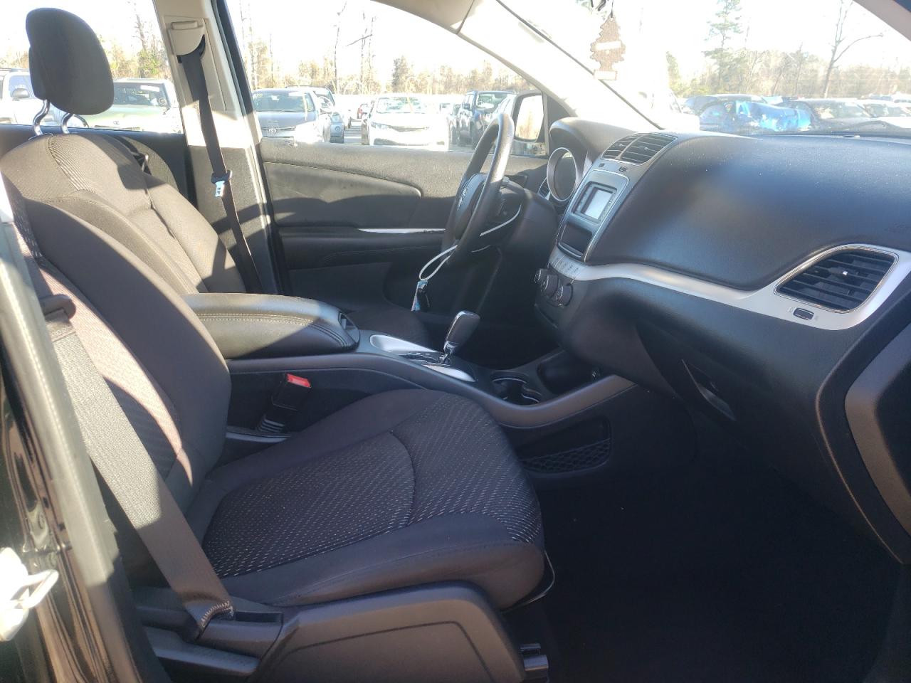 Photo 5 from auction – 2015 DODGE JOURNEY SE with VIN 3C4PDCAB0FT591723