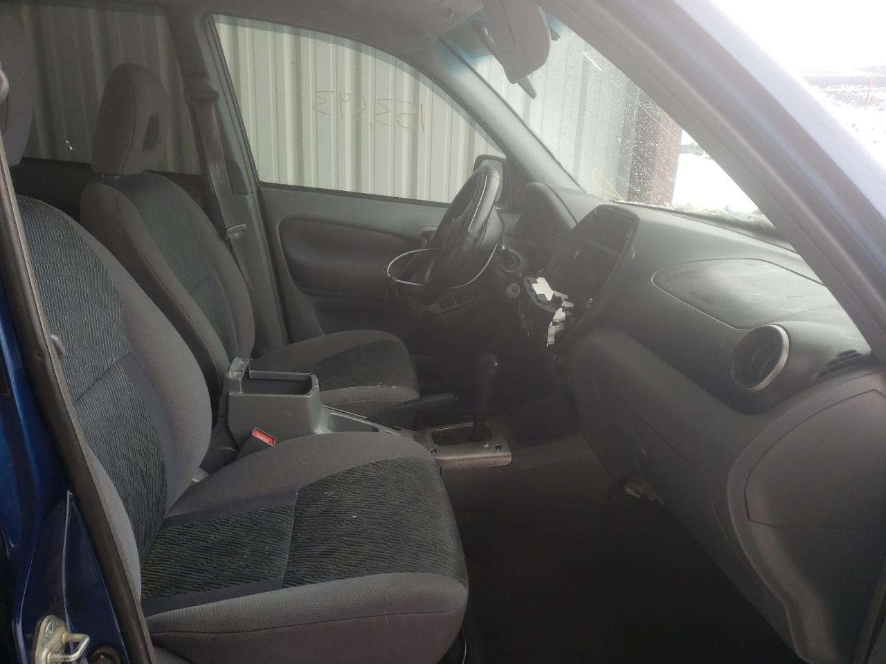 Photo 5 from auction – 2003 TOYOTA RAV4 with VIN JTEGH20V830102838