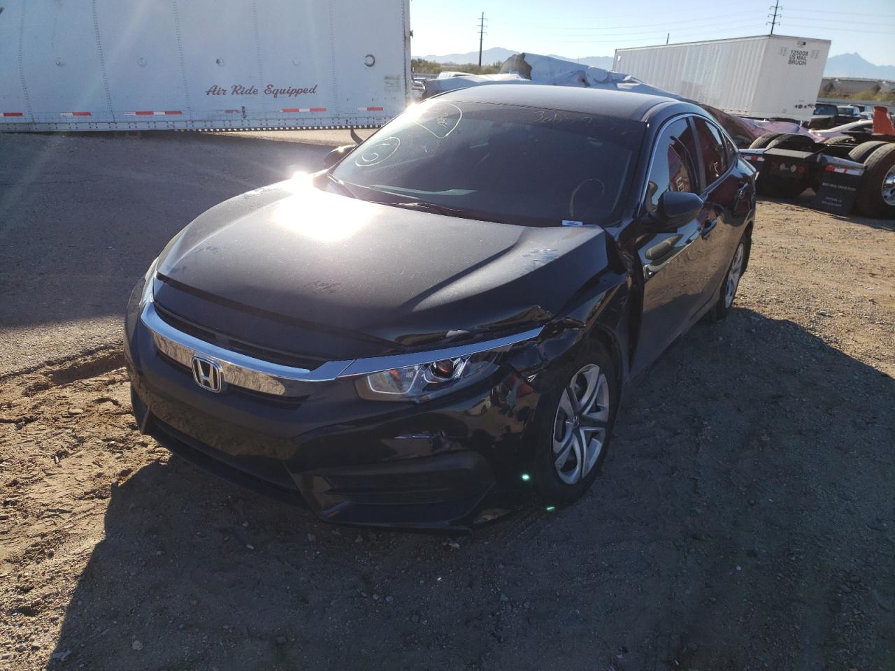 Photo 2 from auction – 2017 HONDA CIVIC LX with VIN 19XFC2F56HE018926