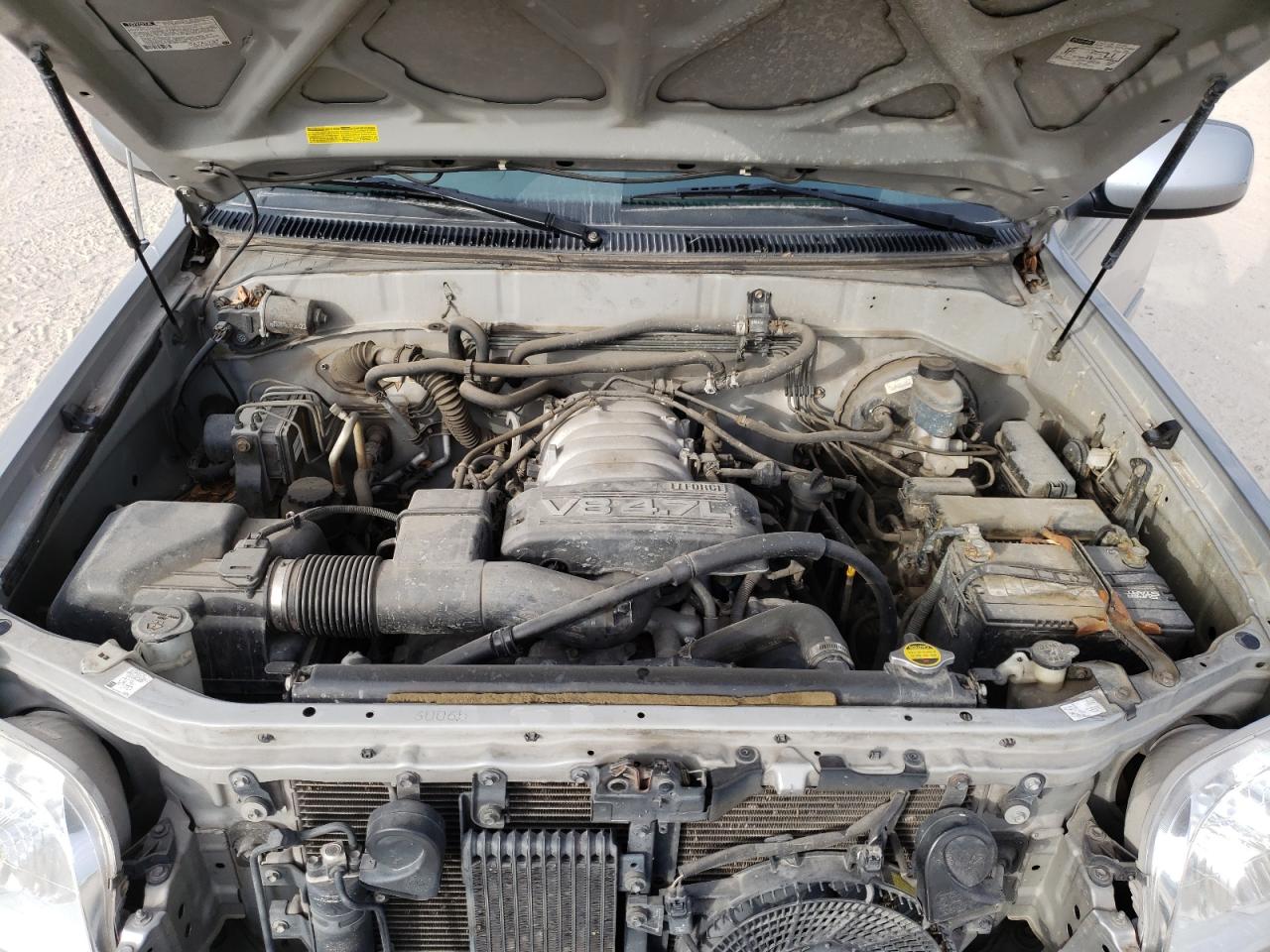 Photo 7 from auction – 2004 TOYOTA SEQUOIA SR with VIN 5TDZT34A84S209122
