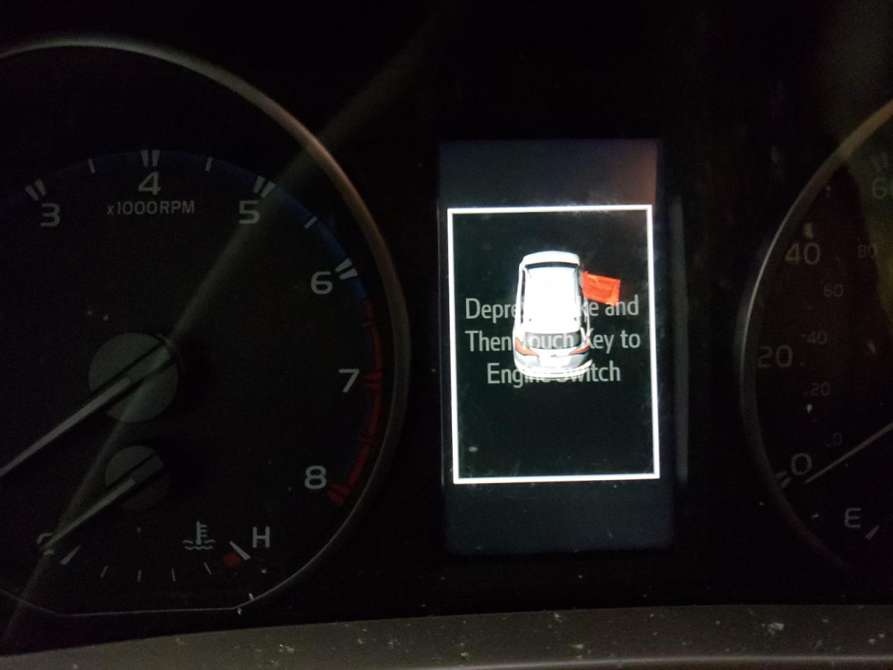 Photo 8 from auction – 2018 TOYOTA RAV4 ADVEN with VIN JTMRFREV4JJ239349