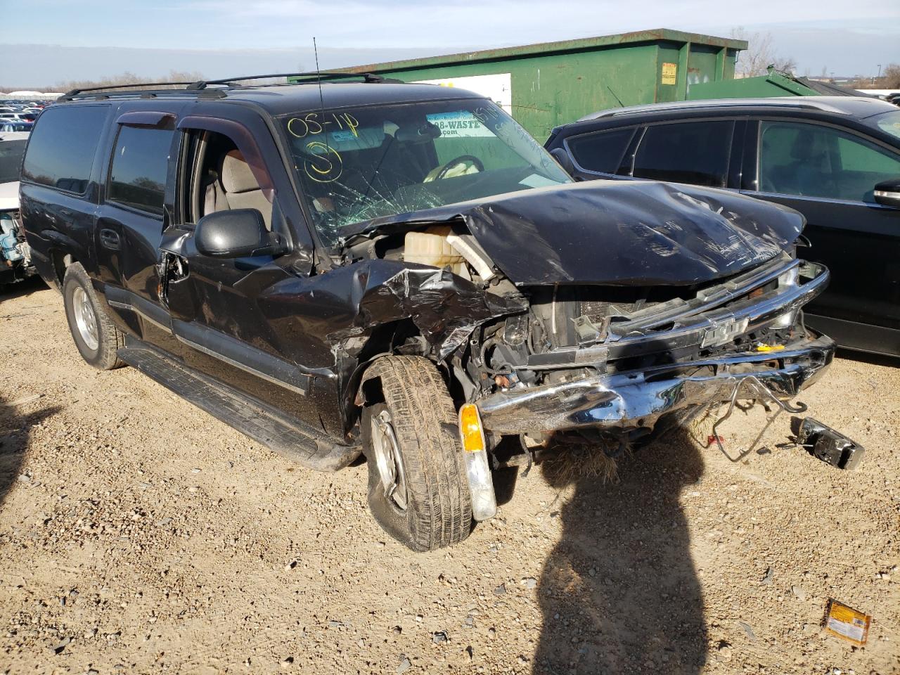 CHEVROLET SUBURBAN K 2003 with VIN 3GNFK16Z33G347717 - Photo from auction
