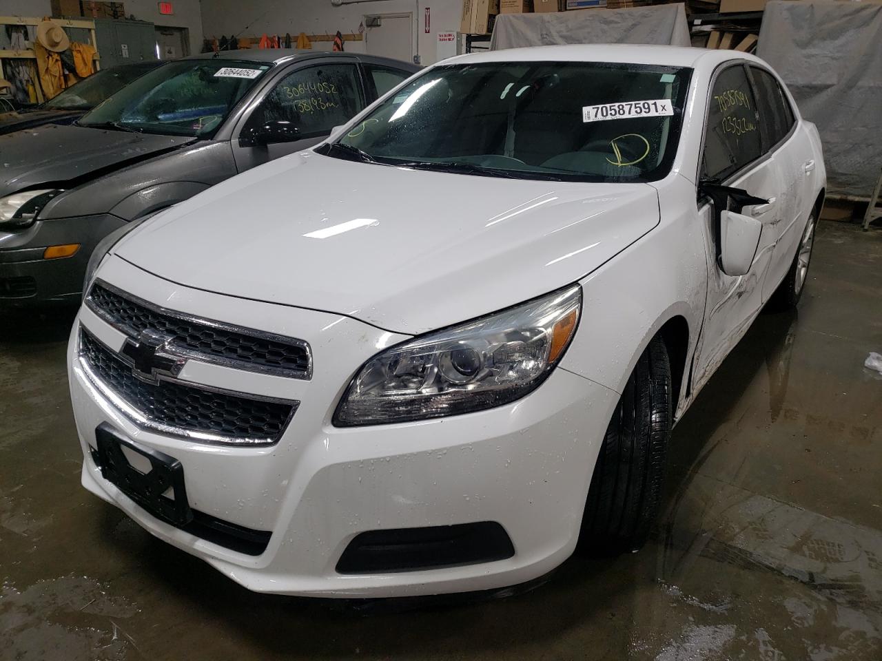 Photo 2 from auction – 2013 CHEVROLET MALIBU 1LT with VIN 1G11C5SA7DF313010