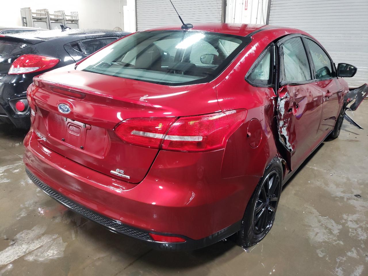 Photo 4 from auction – 2016 FORD FOCUS SE with VIN 1FADP3F26GL261770