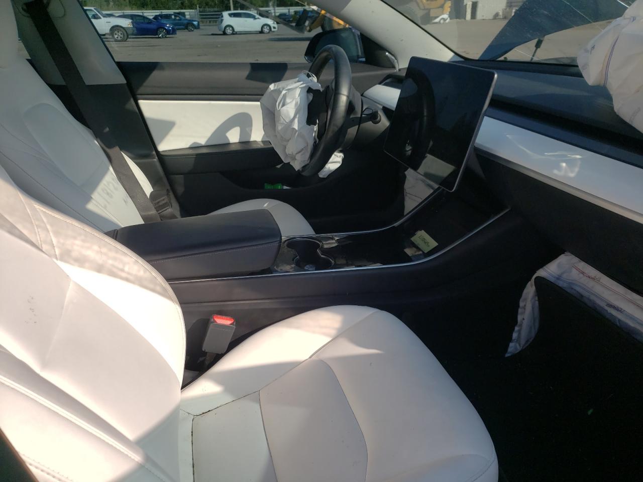 Photo 5 from auction – 2019 TESLA MODEL 3 with VIN 5YJ3E1EA0KF323619