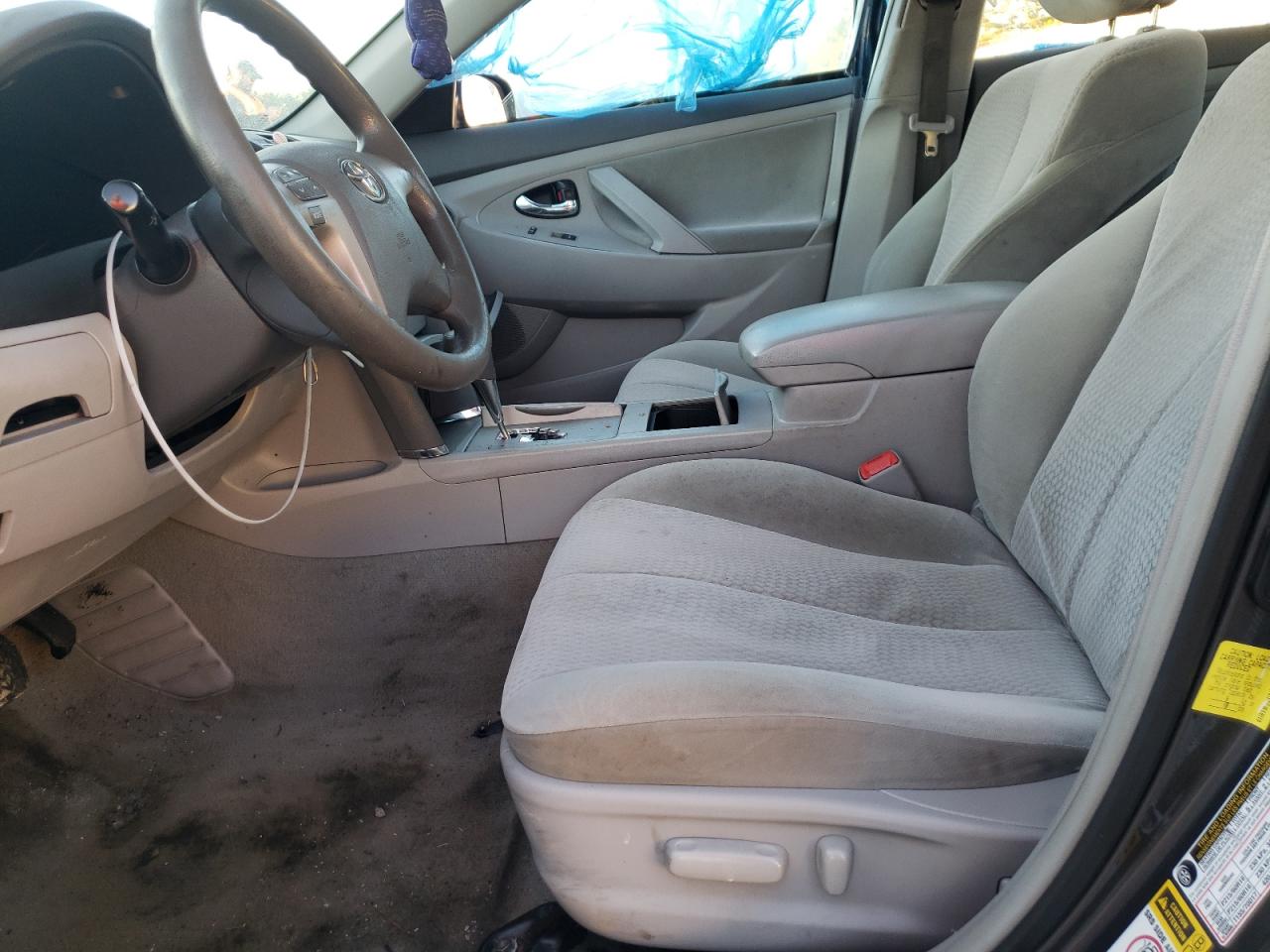 Photo 5 from auction – 2011 TOYOTA CAMRY BASE with VIN 4T4BF3EKXBR194102