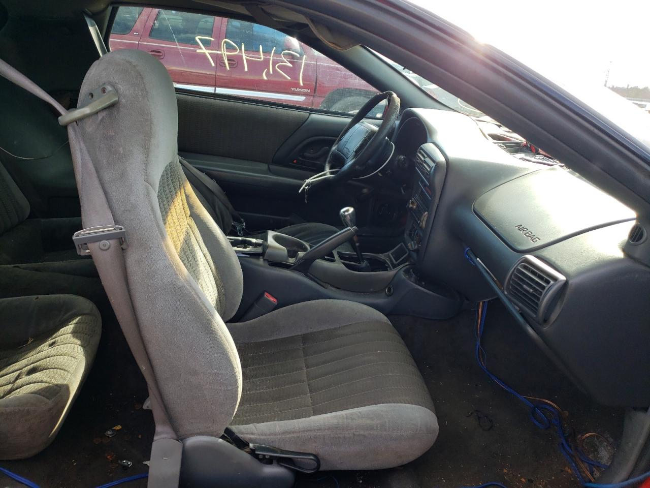 Photo 5 from auction – 1999 CHEVROLET CAMARO with VIN 2G1FP22K9X2105265
