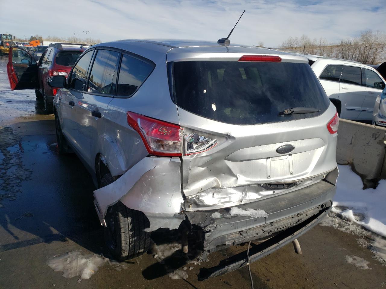 Photo 3 from auction – 2013 FORD ESCAPE S with VIN 1FMCU0F76DUB72033