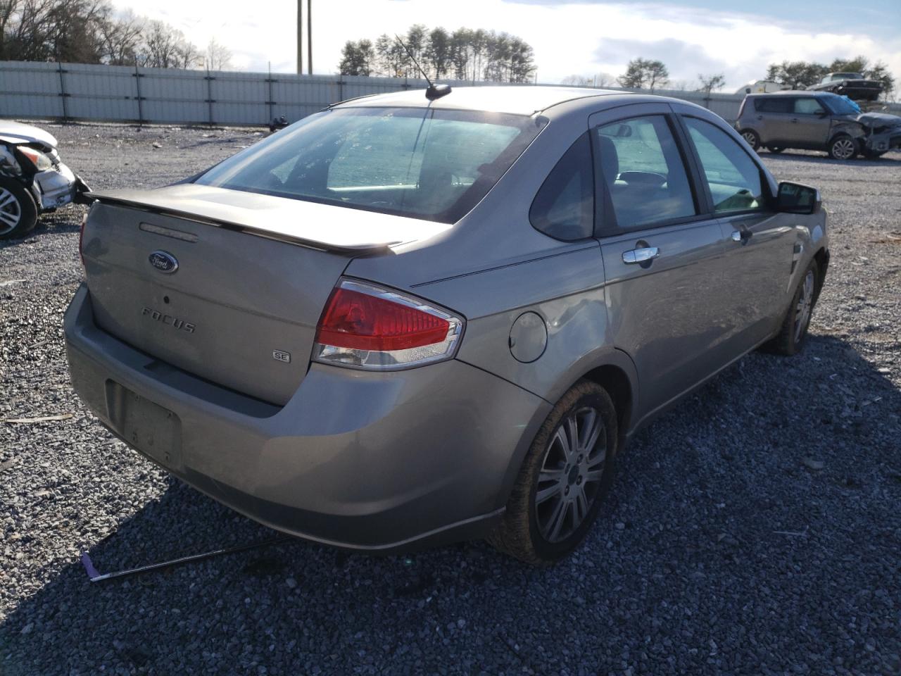 Photo 4 from auction – 2008 FORD FOCUS SE with VIN 1FAHP35N58W201945