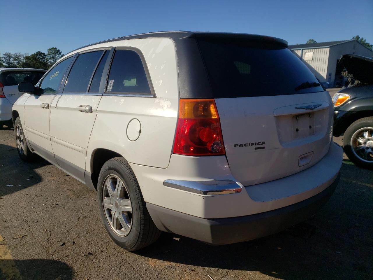 Photo 3 from auction – 2005 CHRYSLER PACIFICA T with VIN 2C8GM68485R556999