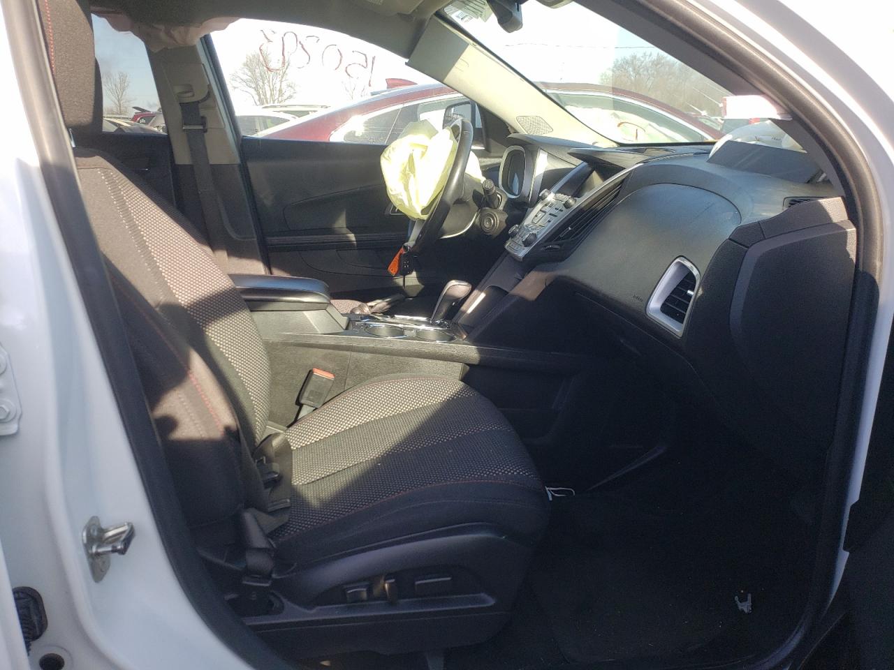 Photo 5 from auction – 2014 CHEVROLET EQUINOX LT with VIN 2GNFLCE35E6117097