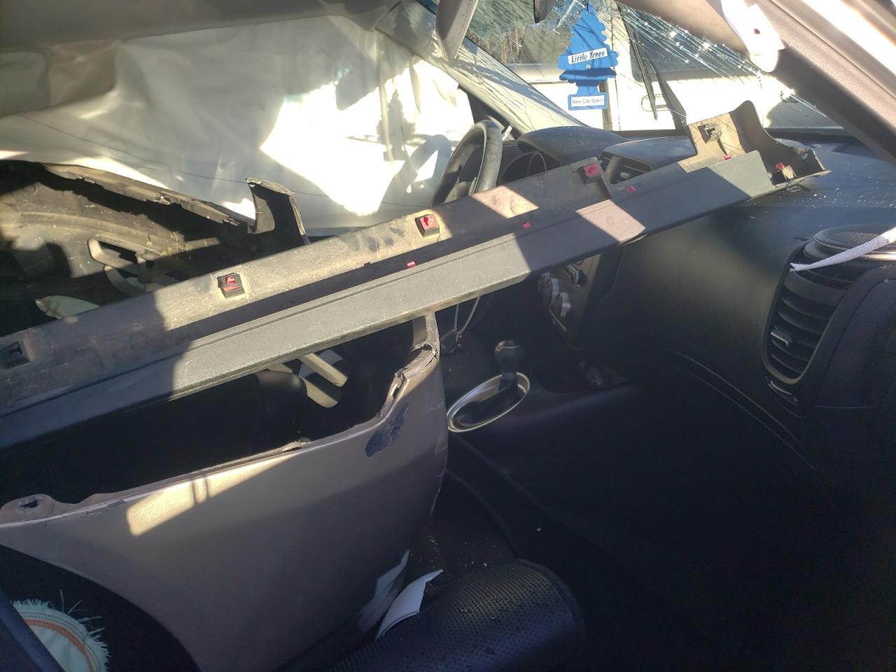 Photo 5 from auction – 2018 KIA SOUL with VIN KNDJN2A29J7908036