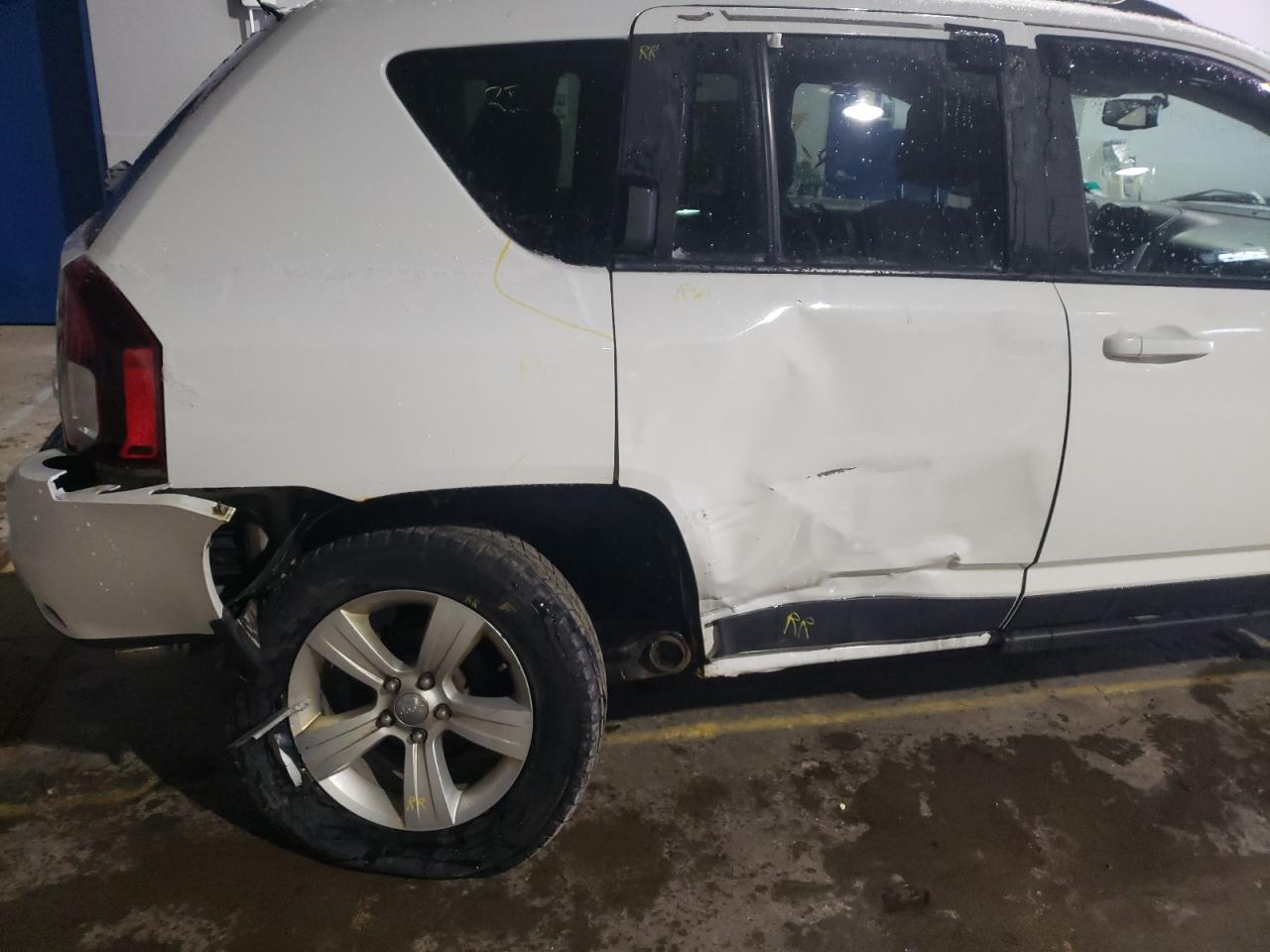Photo 9 from auction – 2014 JEEP COMPASS SP with VIN 1C4NJDAB7ED684555