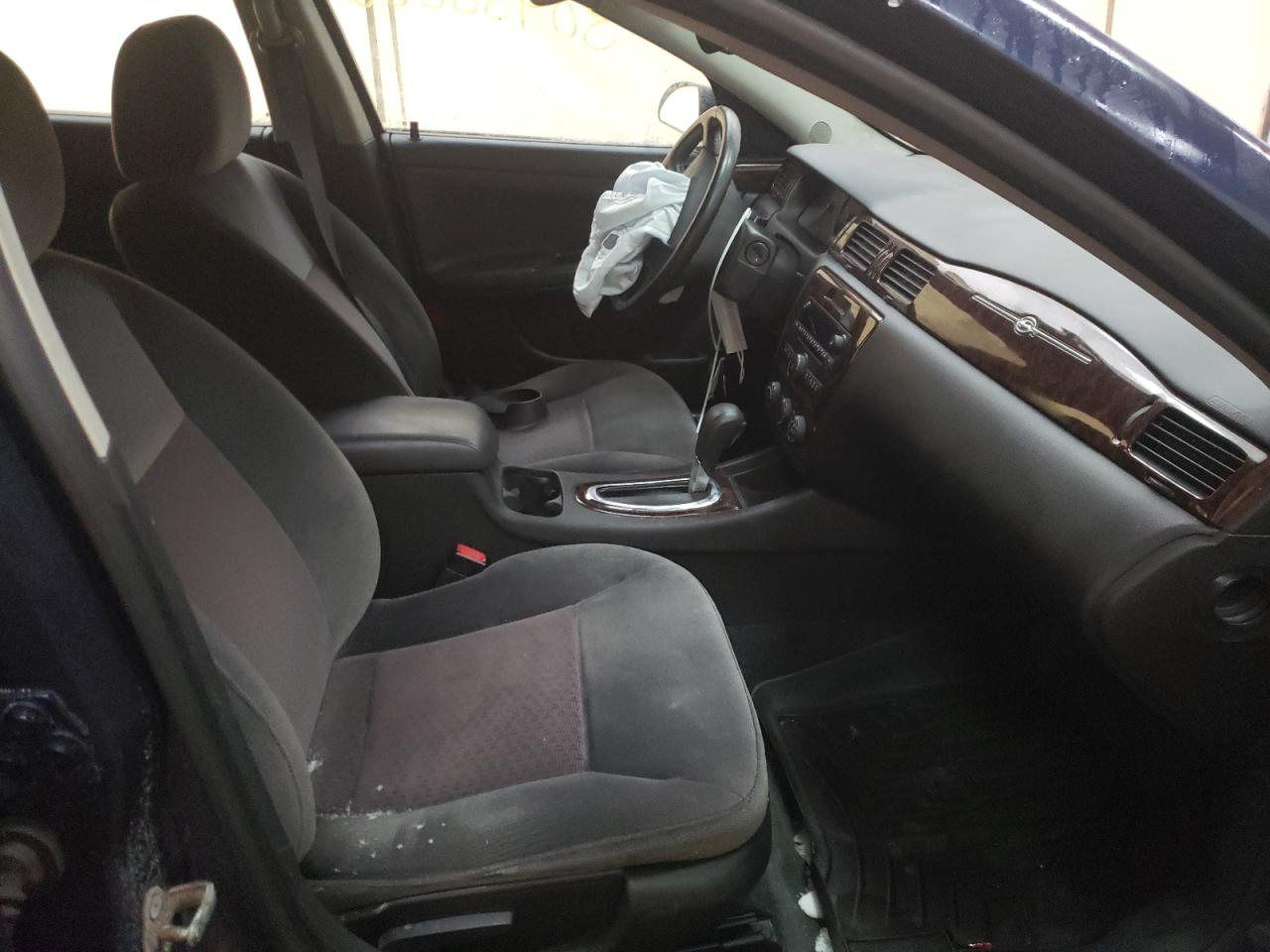 Photo 5 from auction – 2012 CHEVROLET IMPALA LS with VIN 2G1WA5E36C1200020