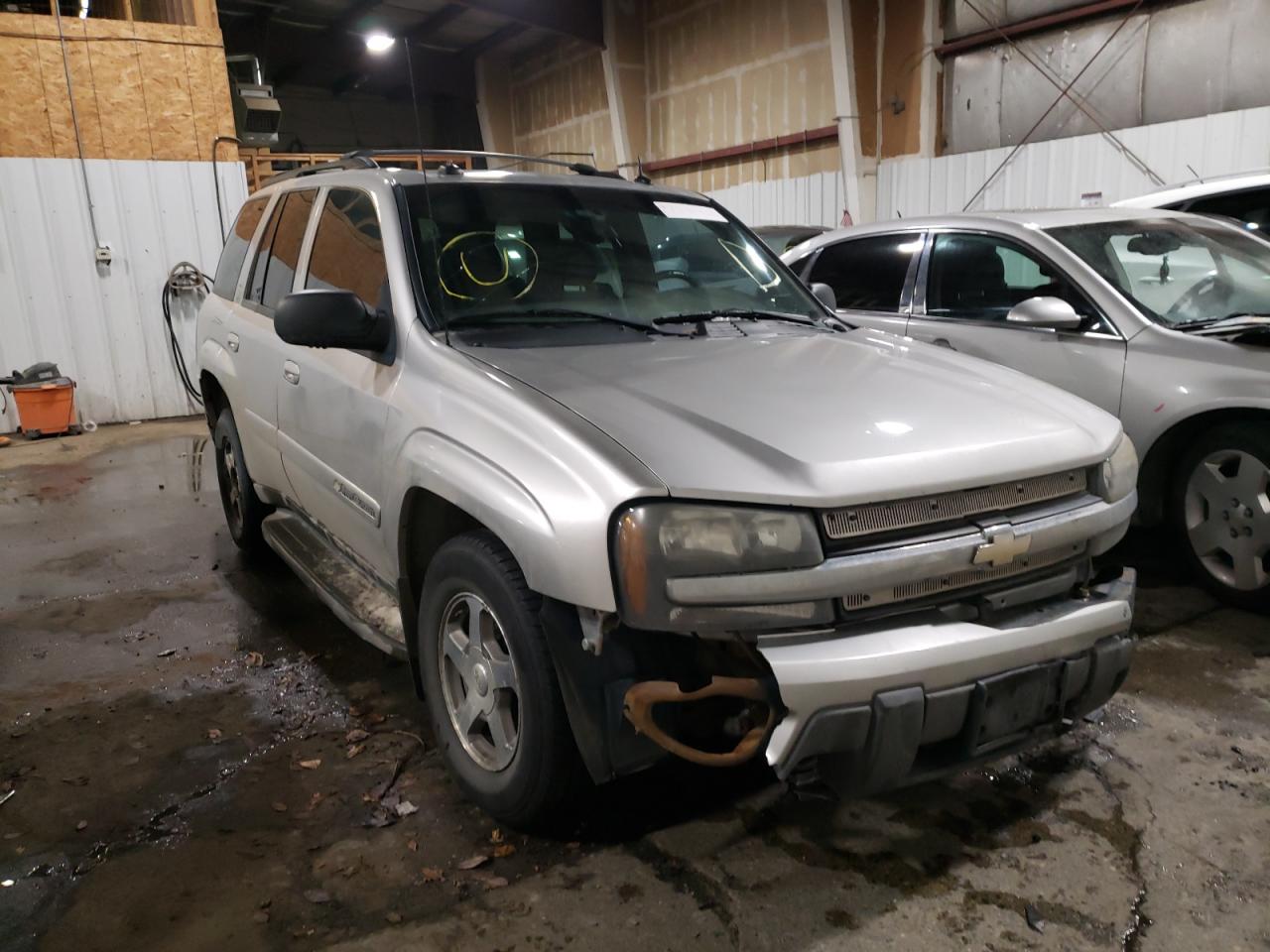CHEVROLET TRAILBLAZE 2004 with VIN 1GNDT13S042130311 - Photo from auction