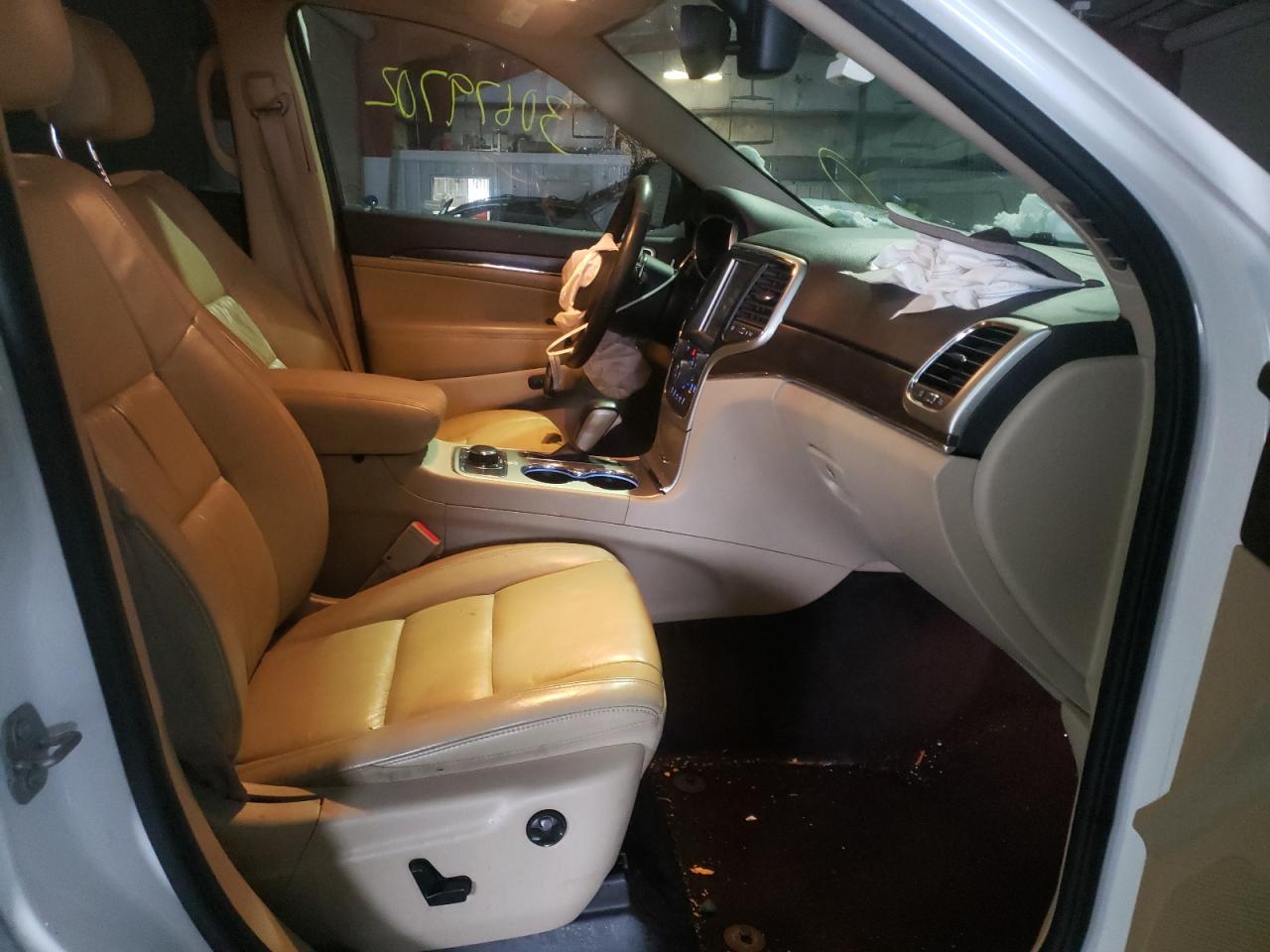 Photo 5 from auction – 2016 JEEP GRAND CHER with VIN 1C4RJFBG8GC334609