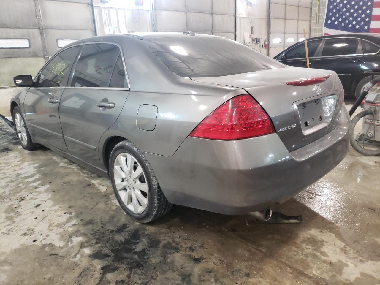 Photo 3 from auction – 2006 HONDA ACCORD EX with VIN 1HGCM66596A018086