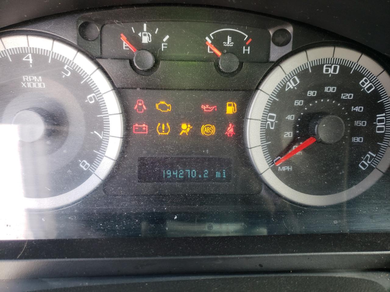 Photo 8 from auction – 2009 FORD ESCAPE XLT with VIN 1FMCU93G59KC02036