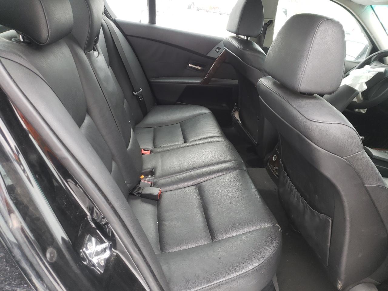 Photo 6 from auction – 2007 BMW 525 XI with VIN WBANF33557CS41930