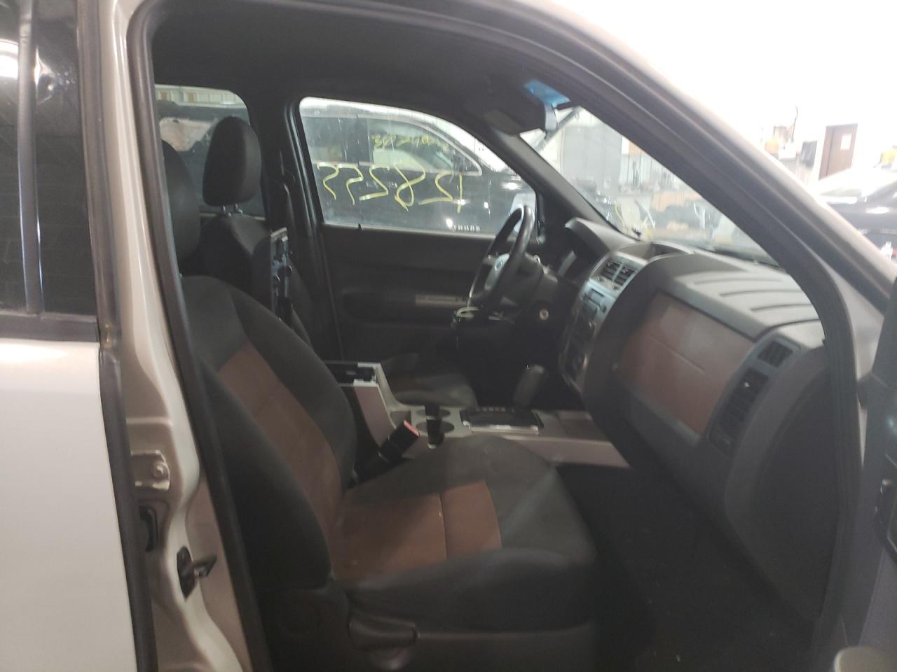 Photo 5 from auction – 2008 FORD ESCAPE XLT with VIN 1FMCU03118KC18675