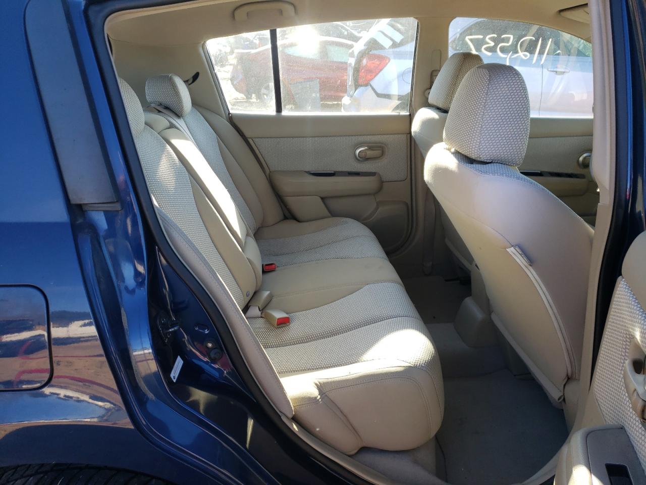 Photo 6 from auction – 2007 NISSAN VERSA S with VIN 3N1BC13E97L452218