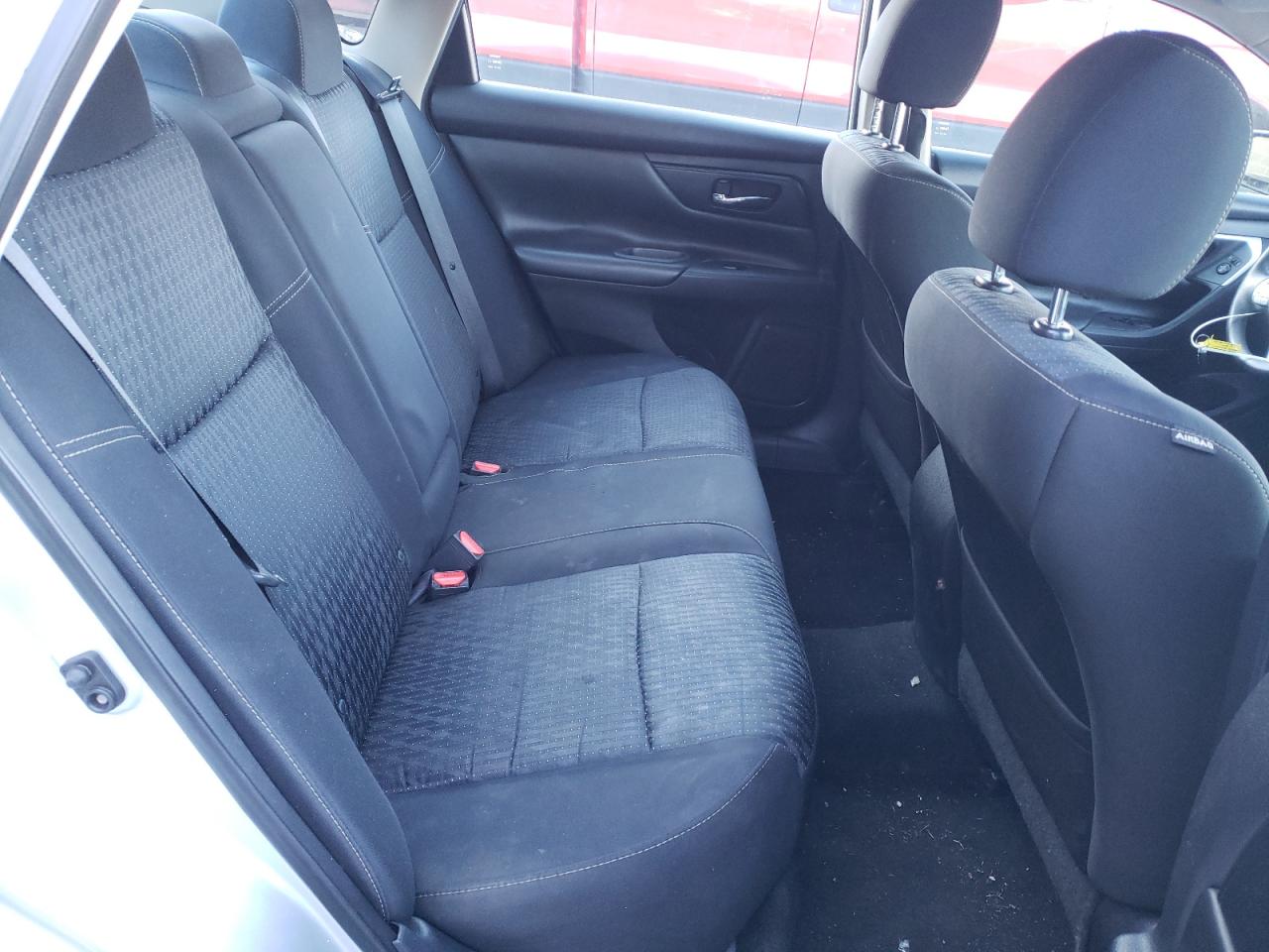 Photo 6 from auction – 2016 NISSAN ALTIMA 2.5 with VIN 1N4AL3AP5GC167882