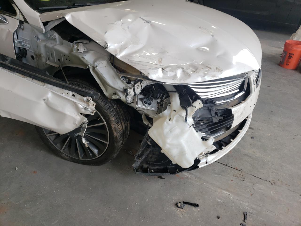 Photo 9 from auction – 2016 LINCOLN MKZ with VIN 3LN6L2GK6GR631698