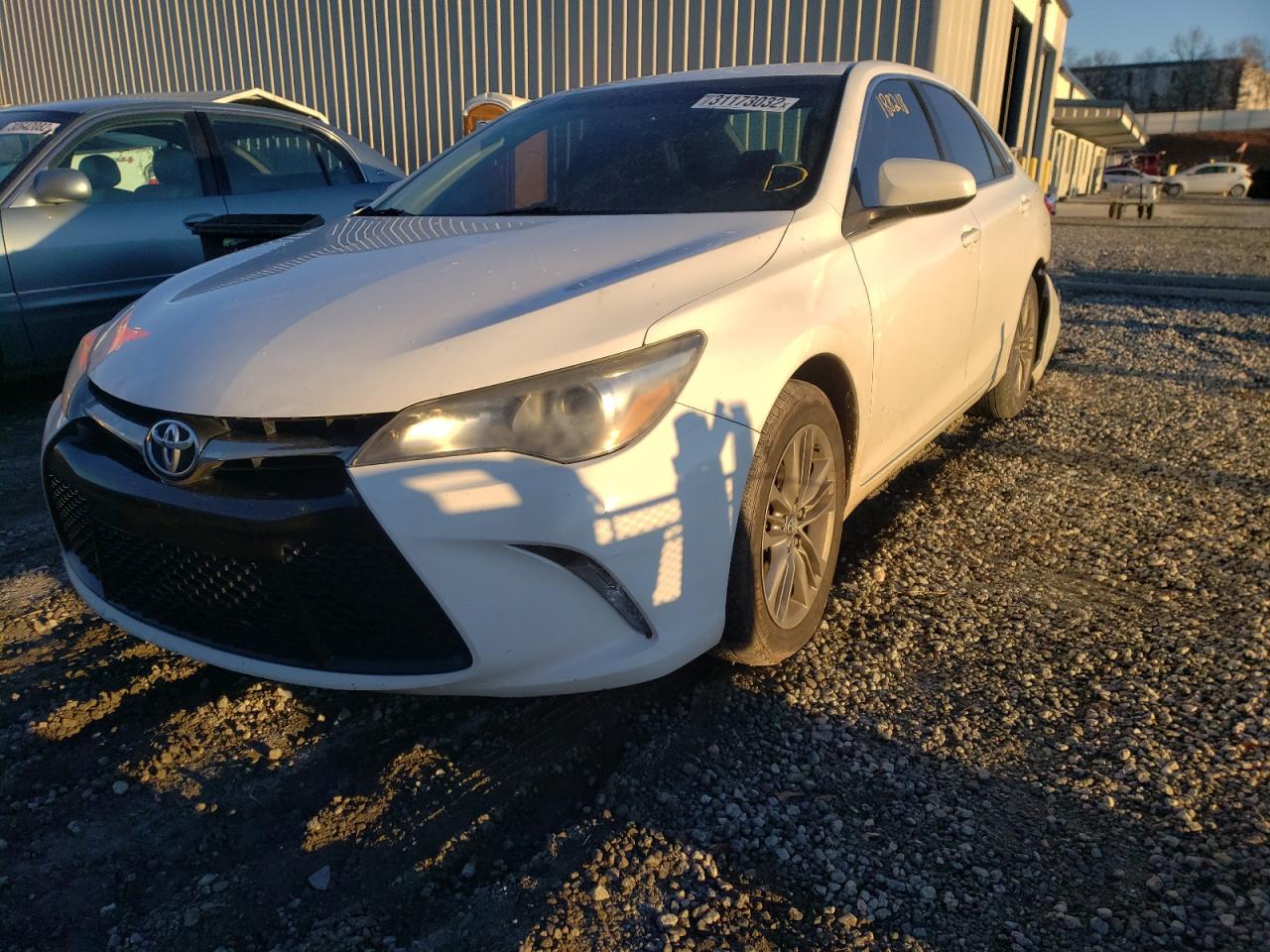 Photo 2 from auction – 2016 TOYOTA CAMRY LE with VIN 4T1BF1FK8GU234472