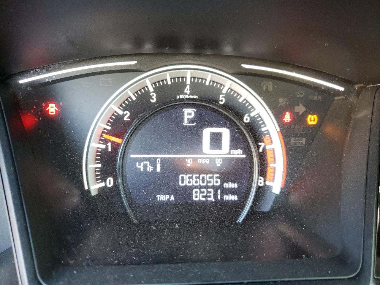 Photo 8 from auction – 2018 HONDA CIVIC LX with VIN 2HGFC2F54JH504971