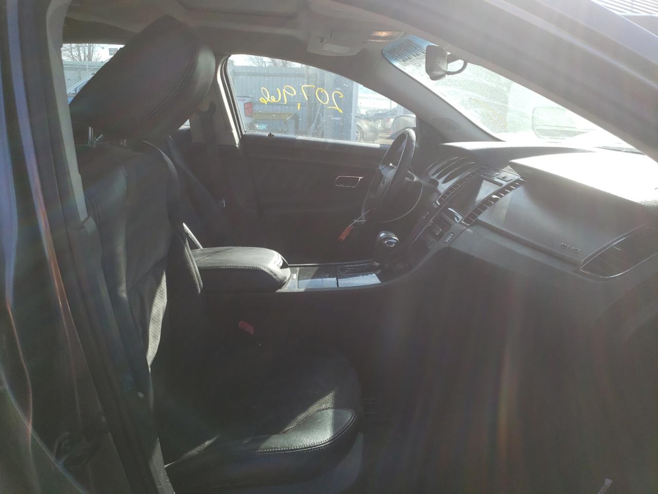 Photo 5 from auction – 2011 FORD TAURUS SHO with VIN 1FAHP2KT9BG117545