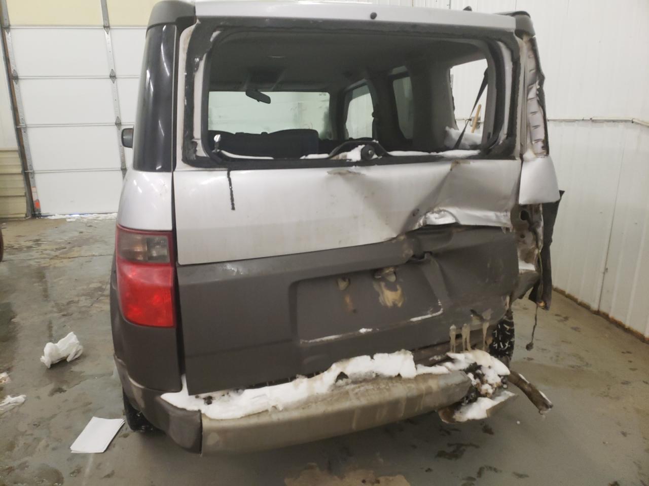 Photo 9 from auction – 2003 HONDA ELEMENT with VIN 5J6YH18523L004887