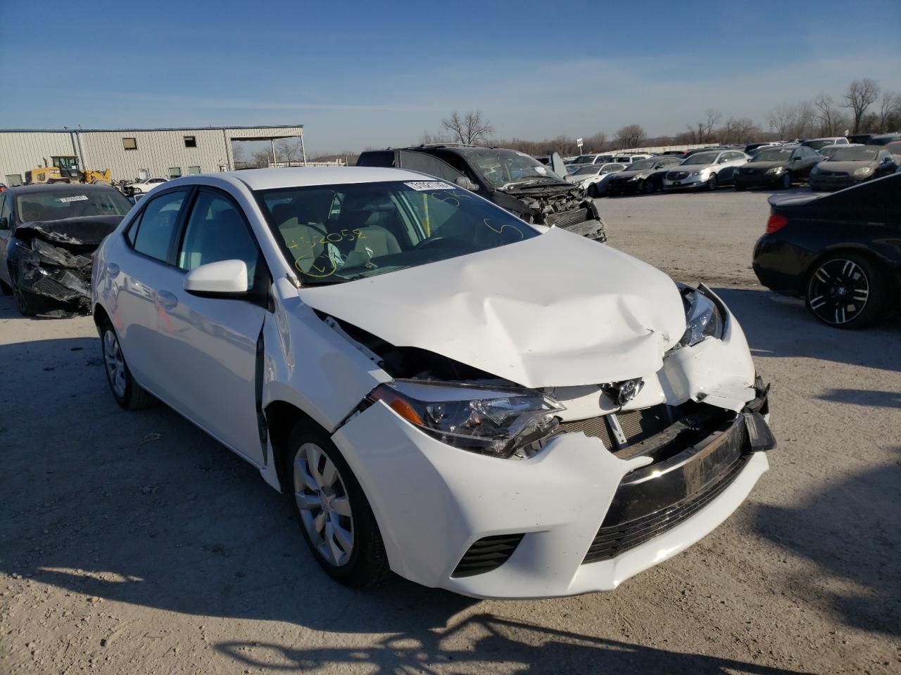 TOYOTA COROLLA L 2016 with VIN 5YFBURHE7GP452058 - Photo from auction