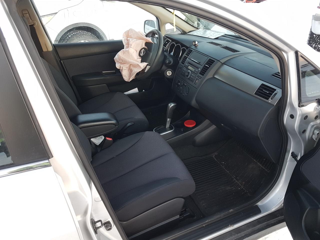 Photo 5 from auction – 2007 NISSAN VERSA S with VIN 3N1BC11E67L431328