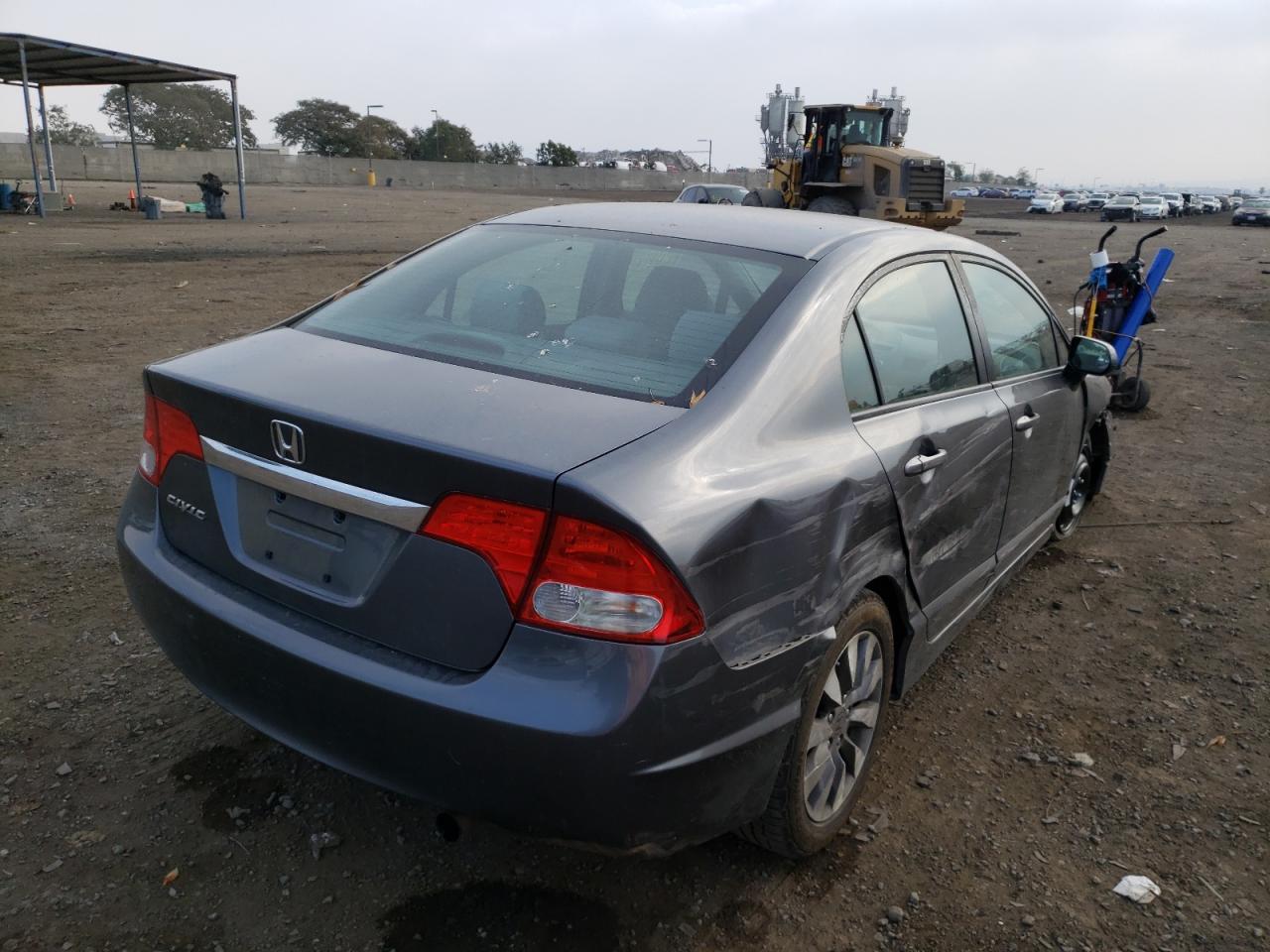 Photo 4 from auction – 2010 HONDA CIVIC EX with VIN 19XFA1F83AE040107
