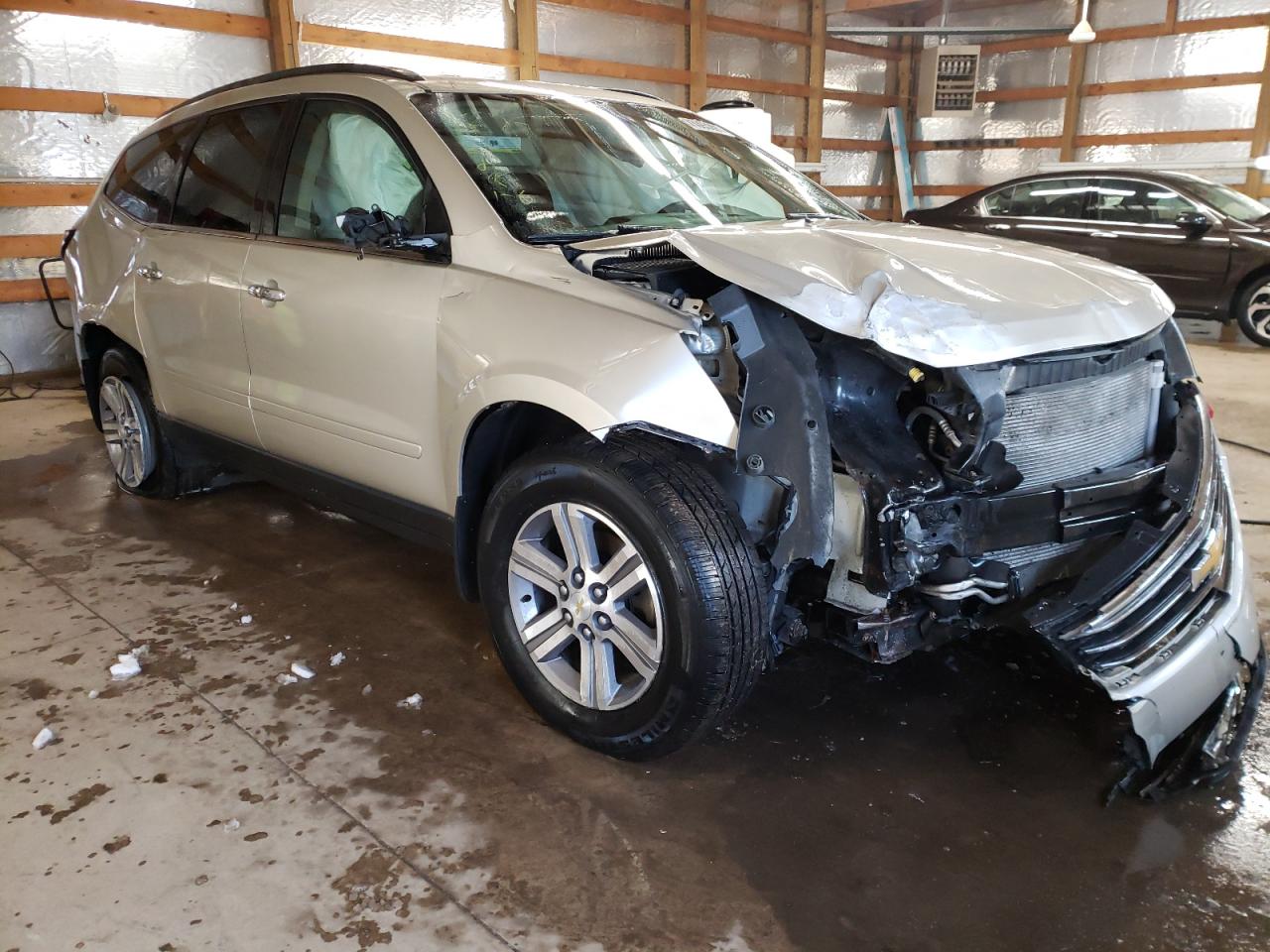 CHEVROLET TRAVERSE L 2015 with VIN 1GNKRHKDXFJ330574 - Photo from auction