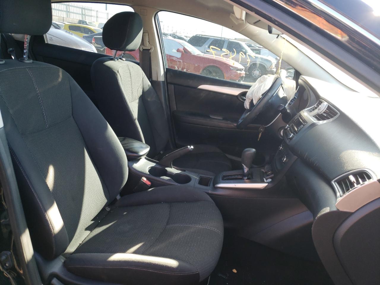 Photo 5 from auction – 2017 NISSAN SENTRA with VIN 3N1AB7AP3HY227805