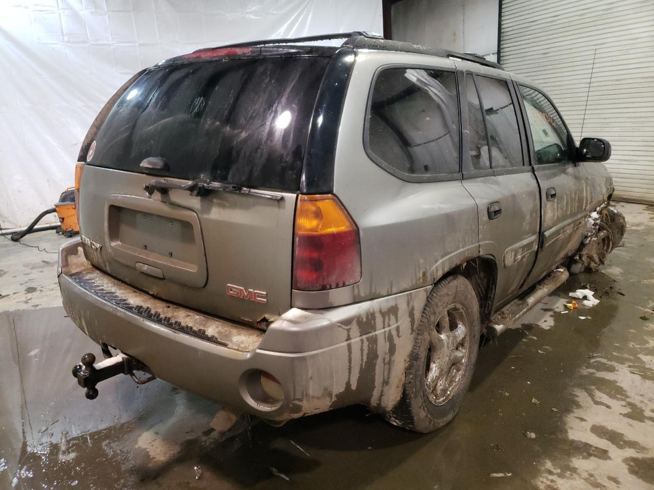 Photo 4 from auction – 2005 GMC ENVOY with VIN 1GKDT13S652355668