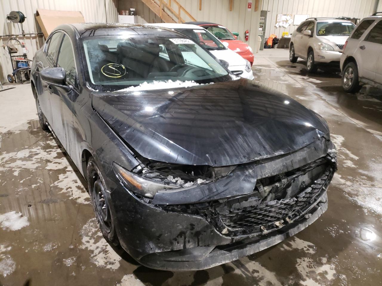 MAZDA 3 PREFERRE 2019 with VIN 3MZBPADM2KM103232 - Photo from auction