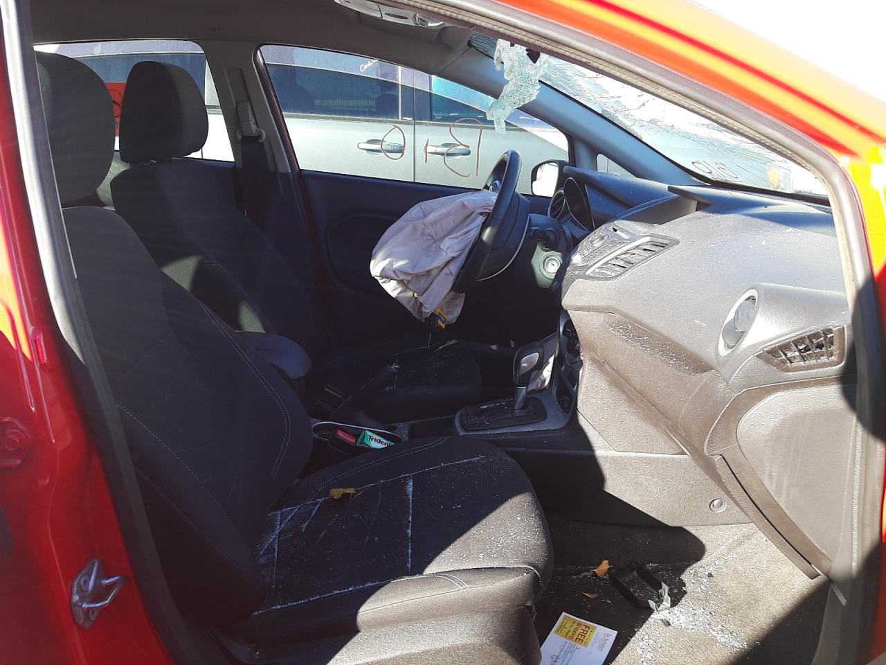 Photo 5 from auction – 2015 FORD FIESTA SE with VIN 3FADP4BJ3FM129663
